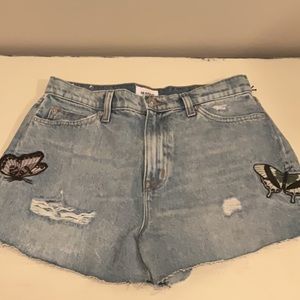 Hudson embroidered butterfly, jean shorts, size 28